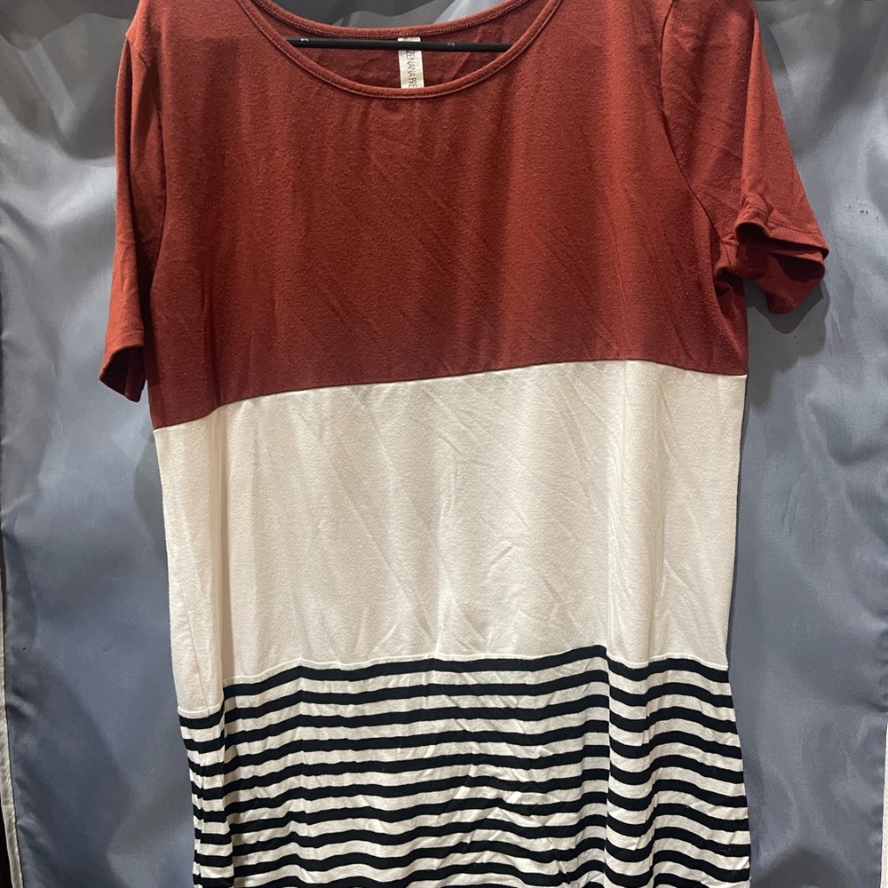 Zenana Outfitters Red and Cream Striped Tee